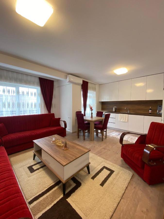 White Apartments Kosovo Polje Luaran gambar