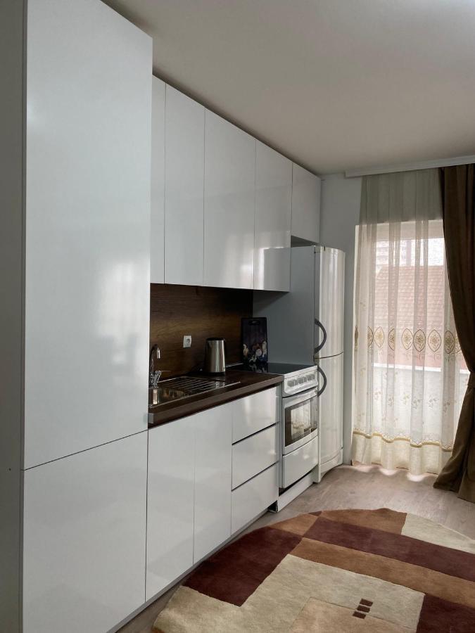 White Apartments Kosovo Polje Luaran gambar